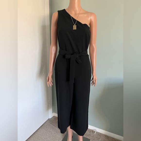 Banana Republic Black One Shoulder Wide Legs Cropped Jumper Romper Size 2 - Picture 2 of 14